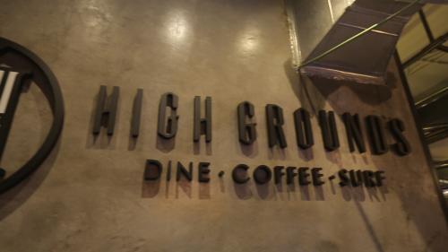 High Ground: Surganya Pecinta Game Online 